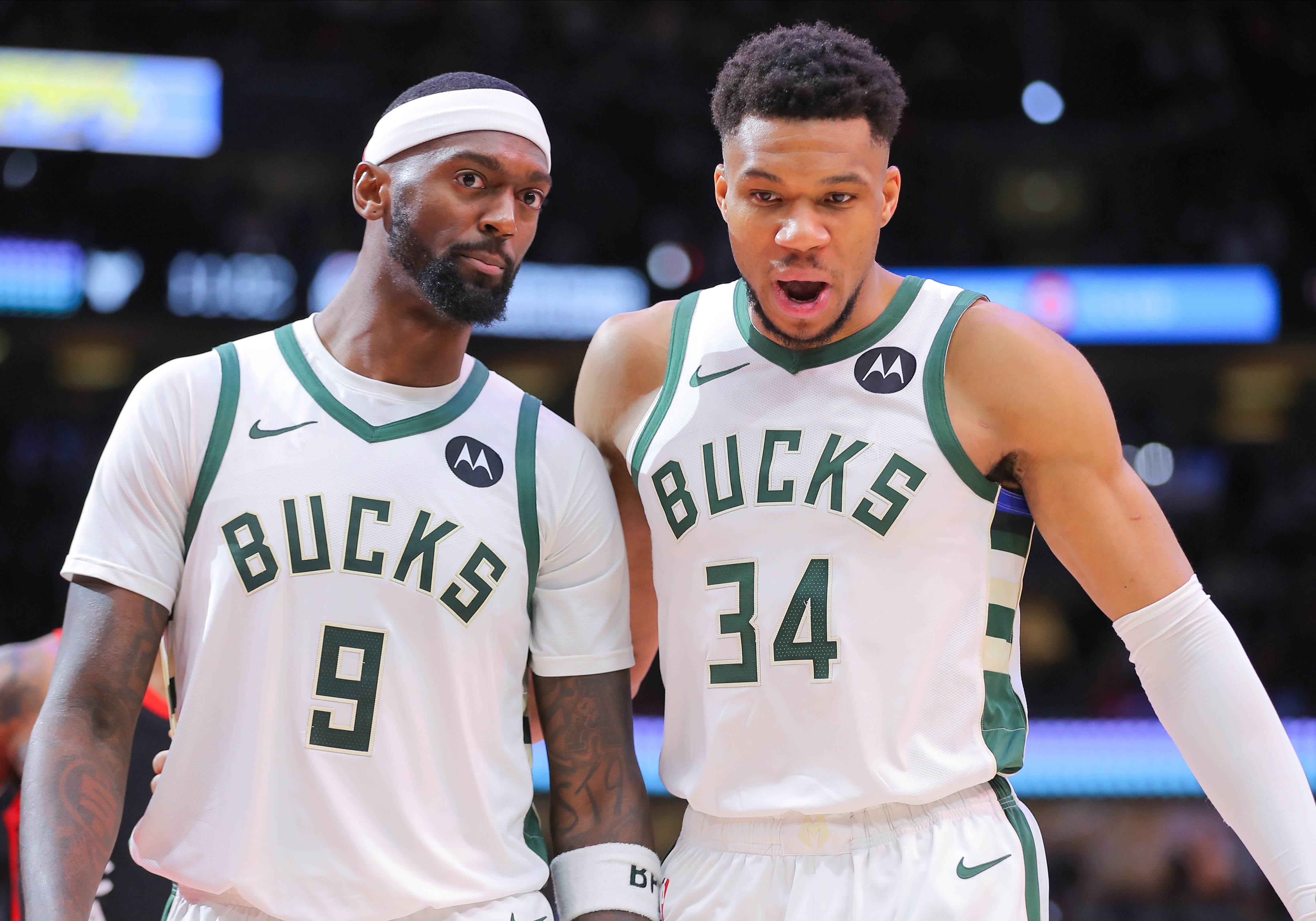 AG体育官方入口-已无缘季后赛！波蒂斯：字母这赛季不会复出 你不想受伤影响身价