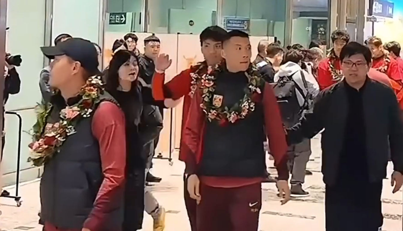 AG体育官方网站-回国仅1天！中国队功勋助练就离任，原因曝光，将联手郑智战中超